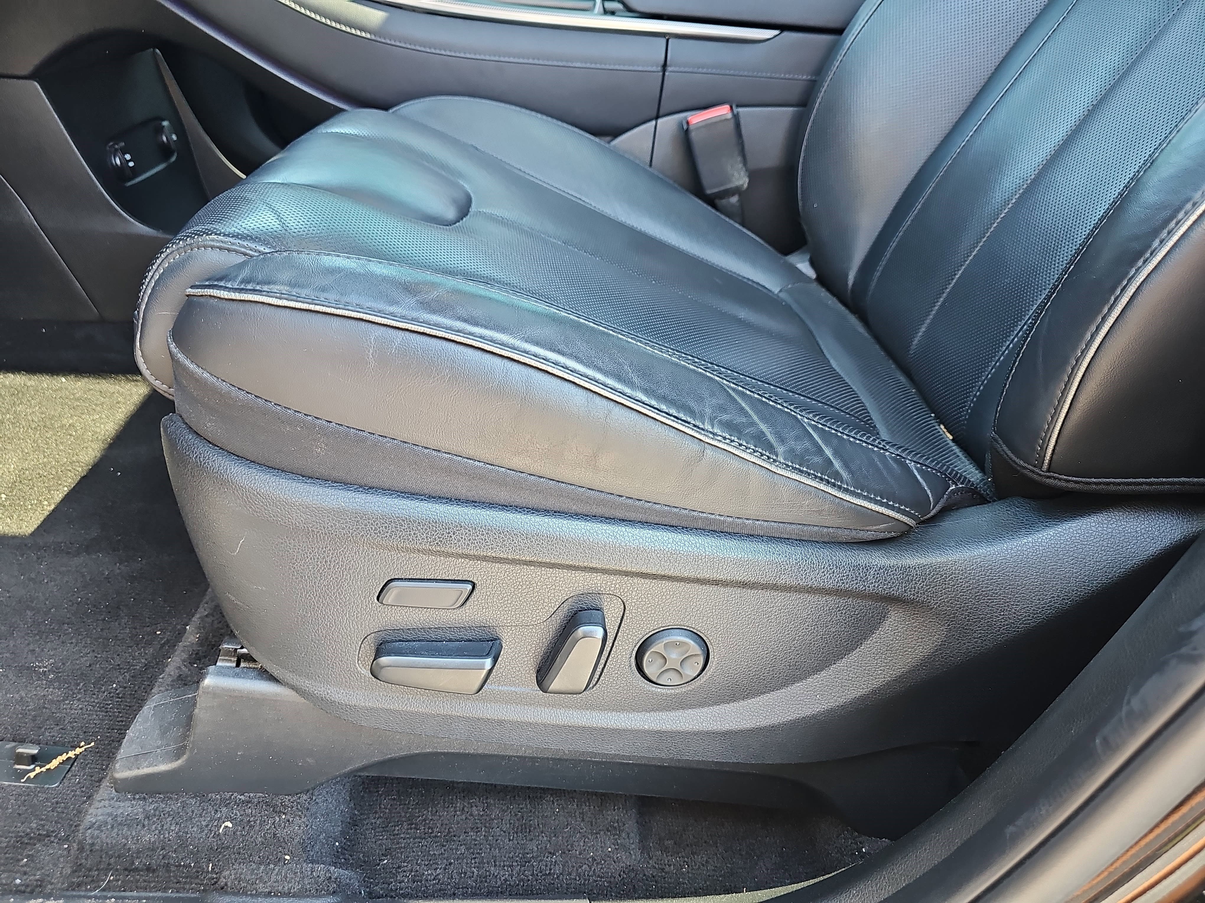 Used 2021 Becketts Black Hyundai Limited image 17