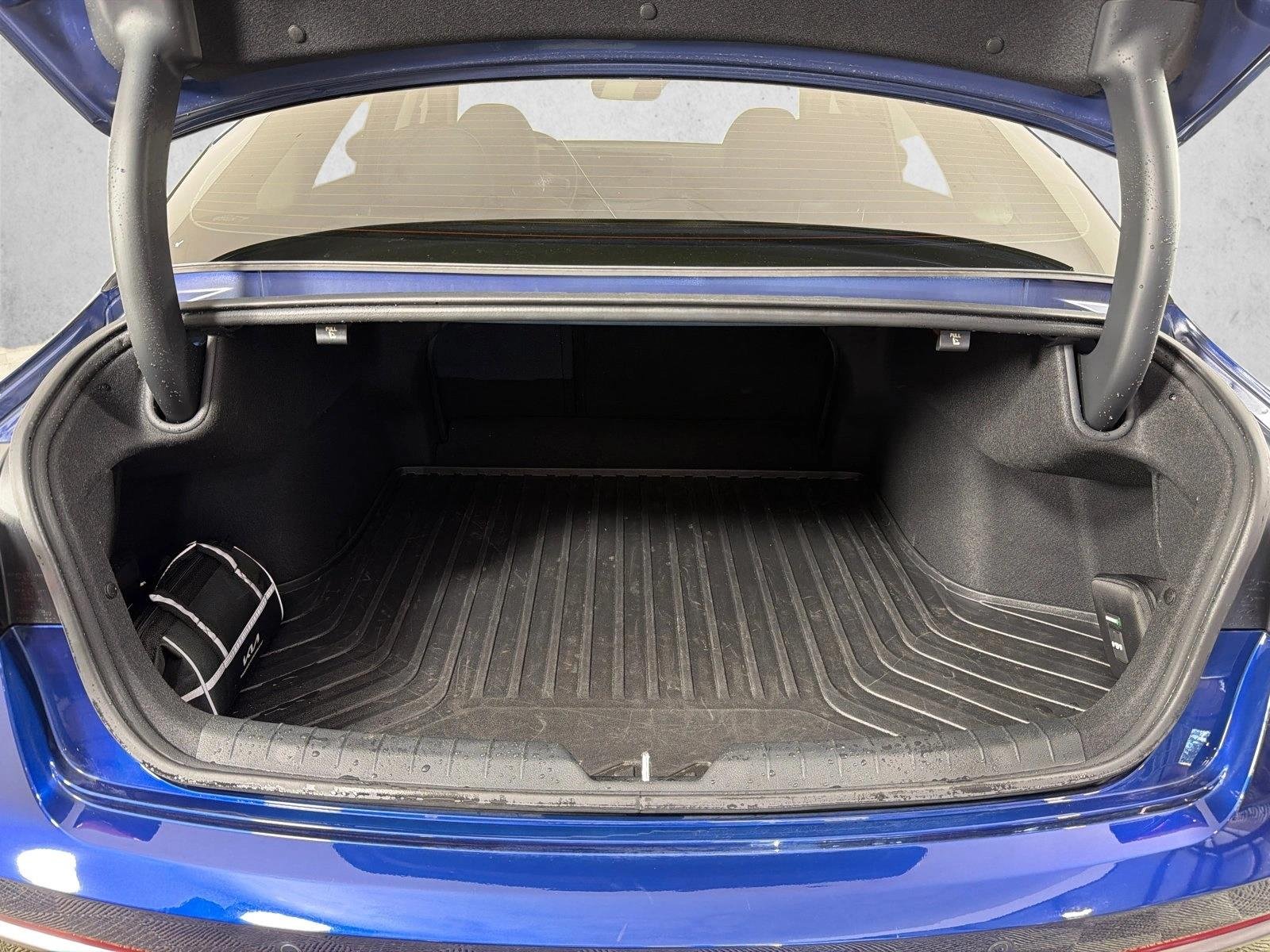 Used 2025 Yacht Blue Kia EX image 20