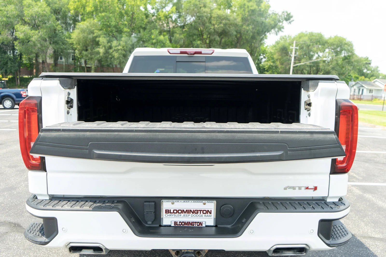 Used 2023 Summit White GMC AT4 image 9
