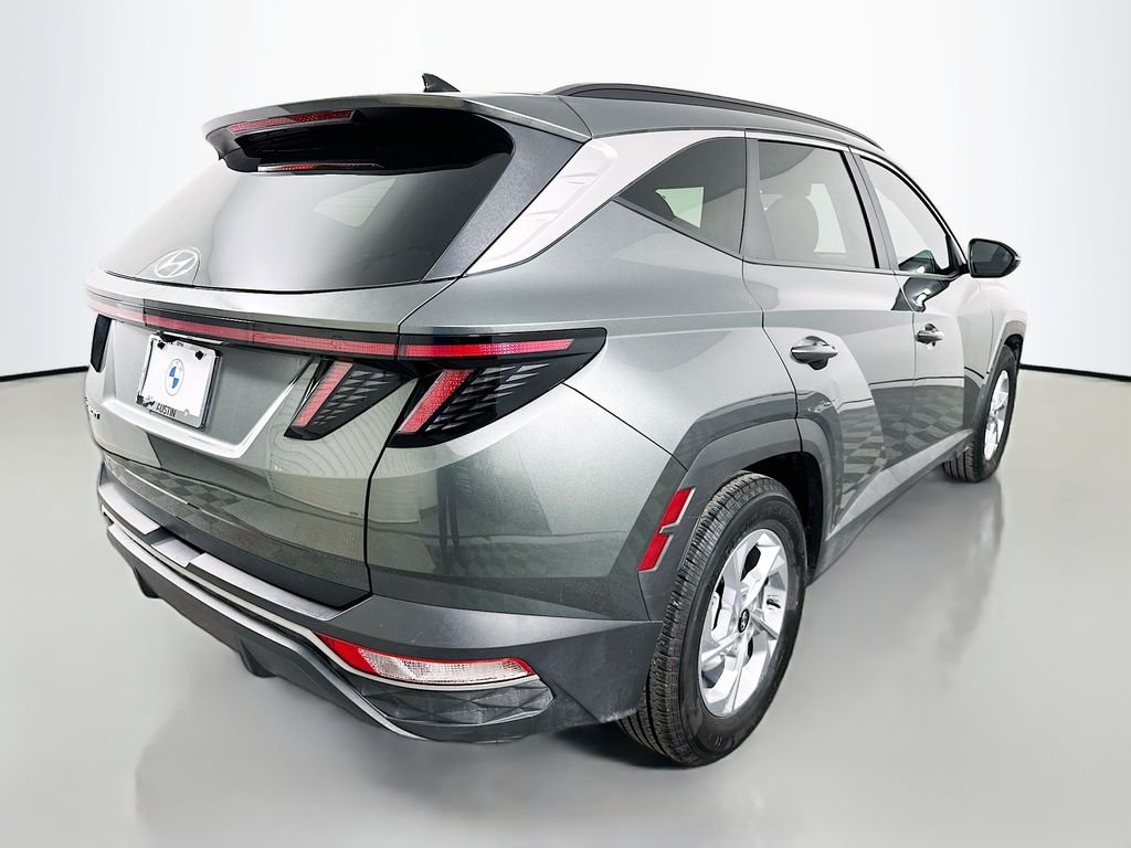 Used 2022 Gray Hyundai SEL image 5