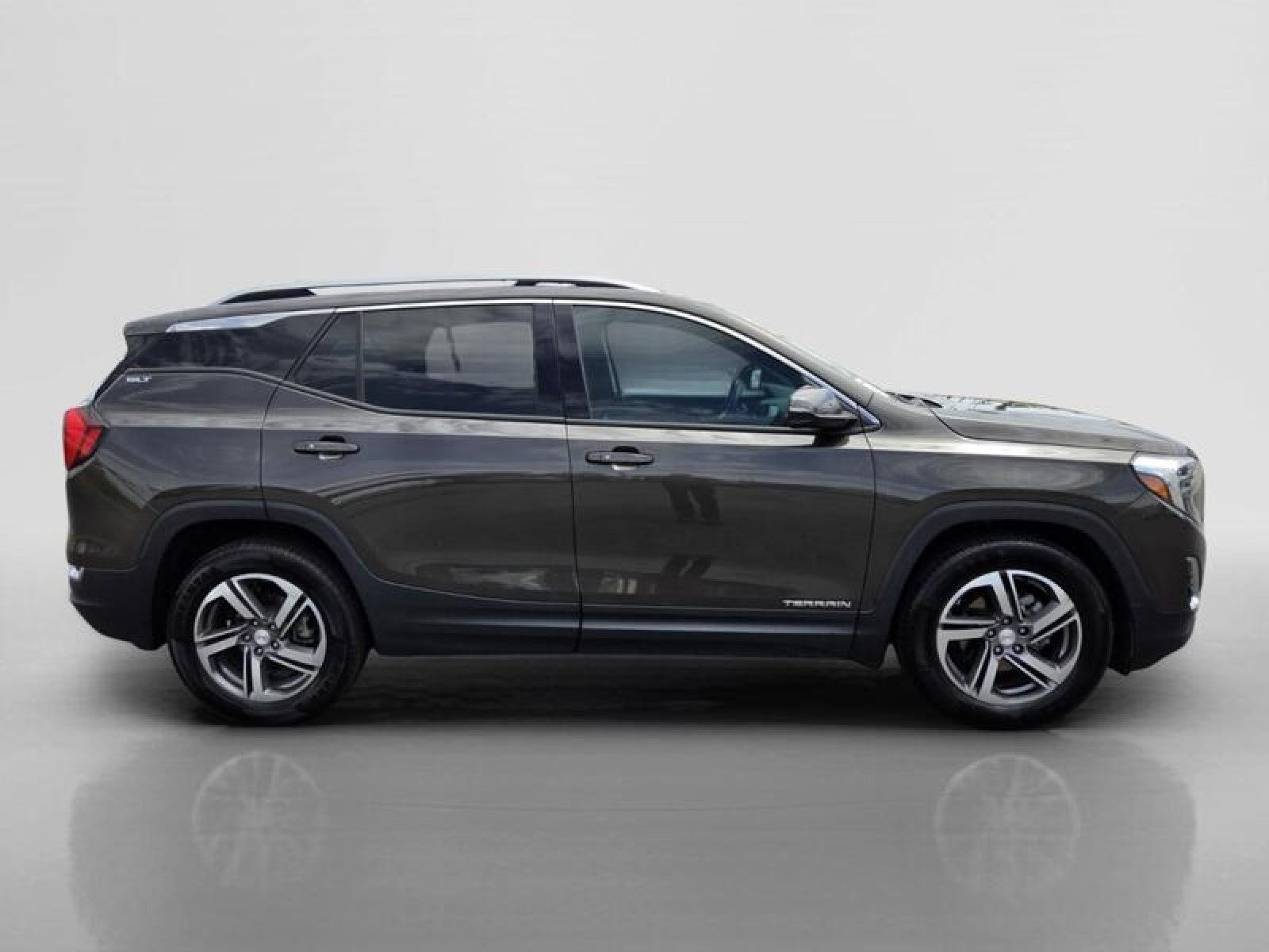 Used 2020 GRAY GMC SLT image 6