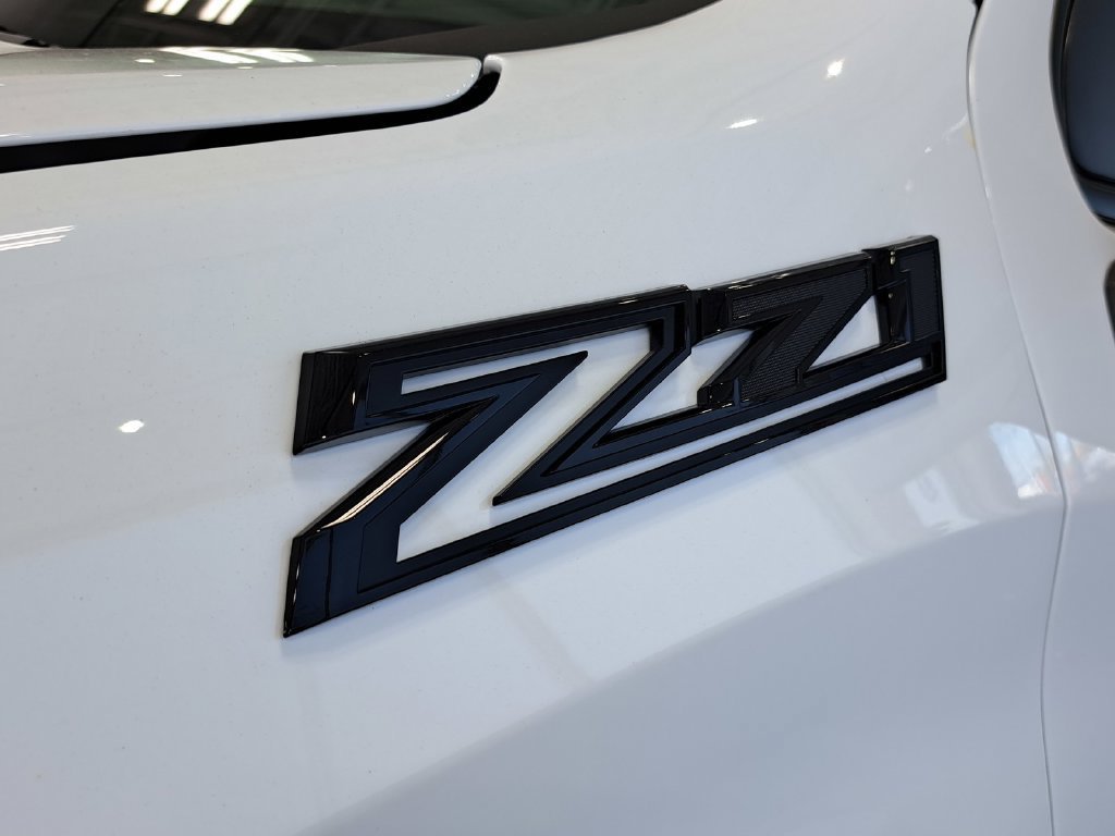2026 Chevrolet Silverado 1500 RST Crew Cab Pickup Slide 12