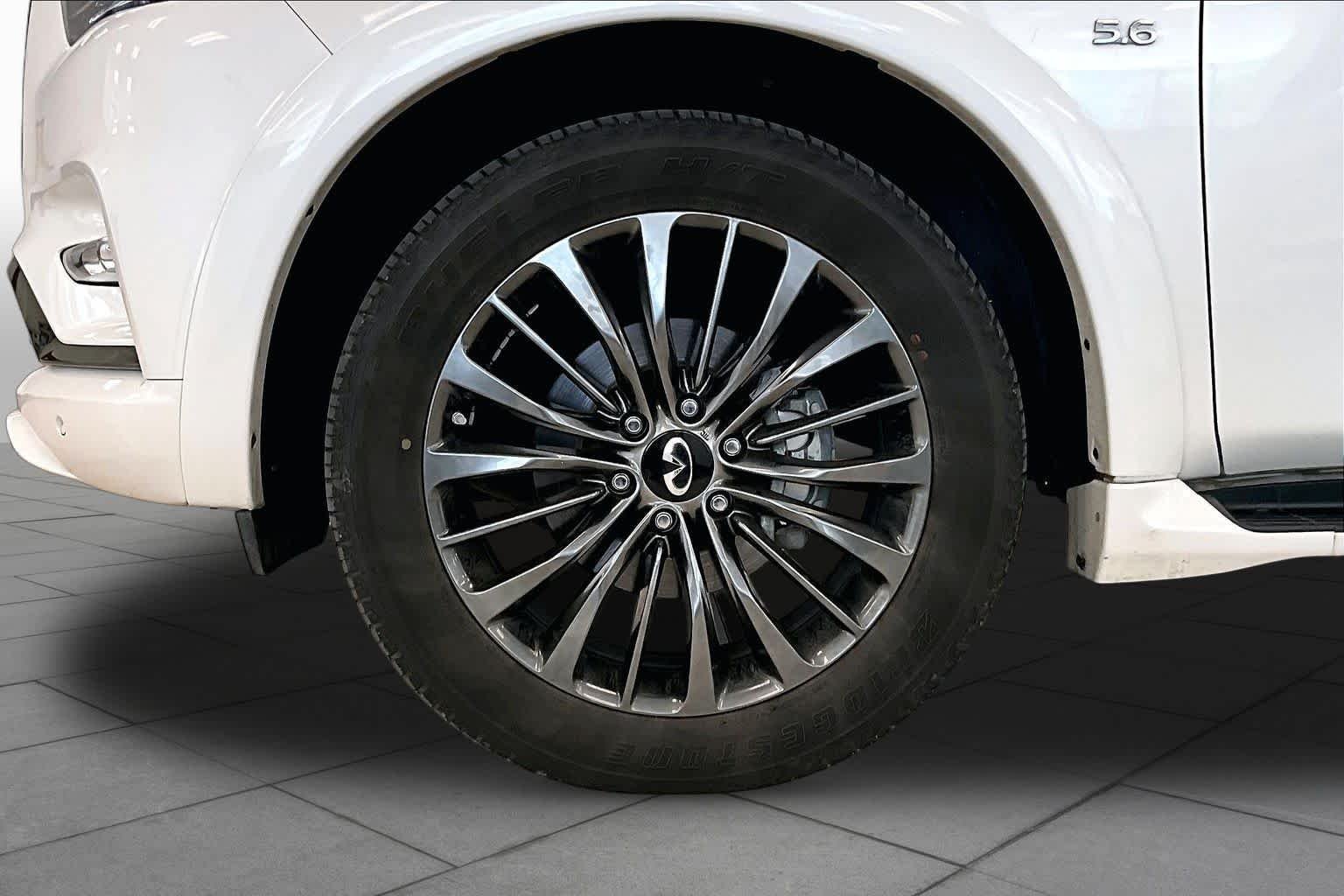 Used 2020 Moonstone White INFINITI LUXE image 10