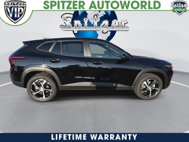 2026 Chevrolet Trax photo 16 of 41