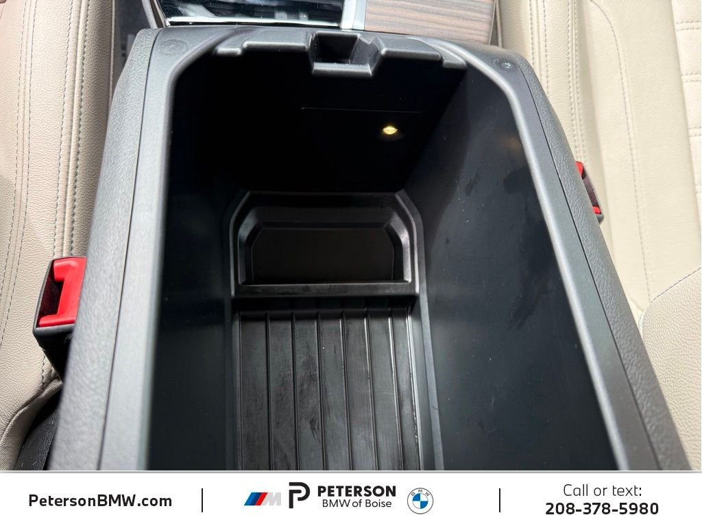 Used 2019 Silver BMW xDrive30i image 25