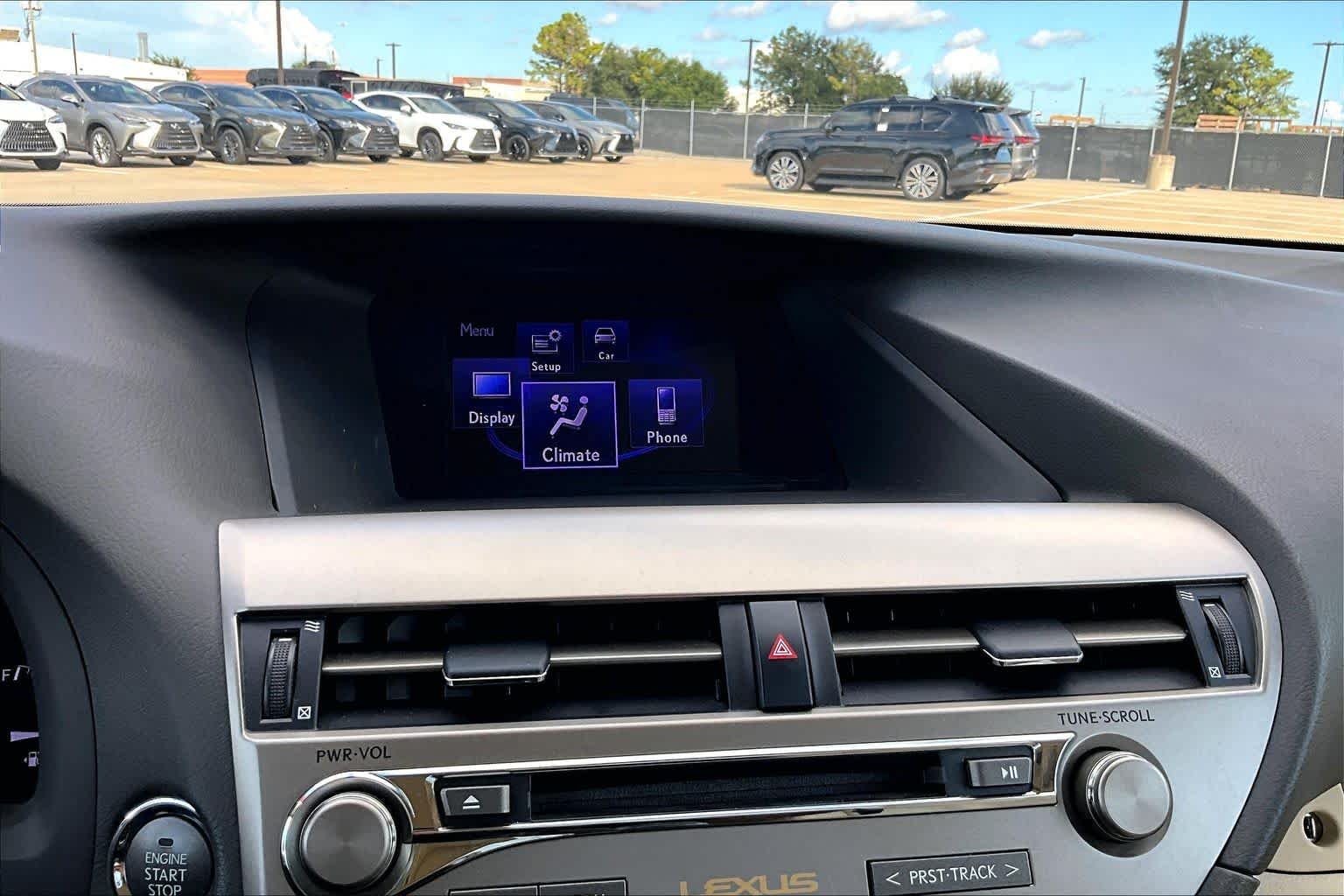 Used 2013 Starfire Pearl Lexus  image 33