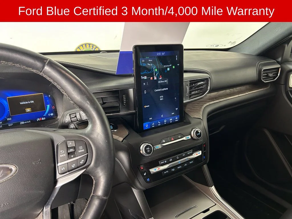 Used 2020 White Metallic Ford Platinum image 3