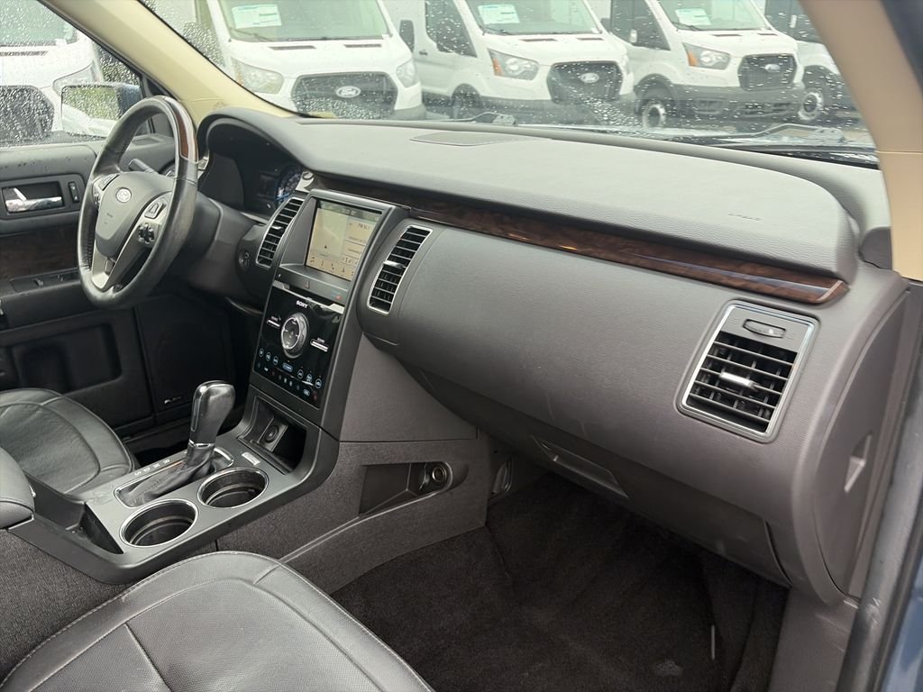 Used 2019 Blue Metallic Ford Limited image 12