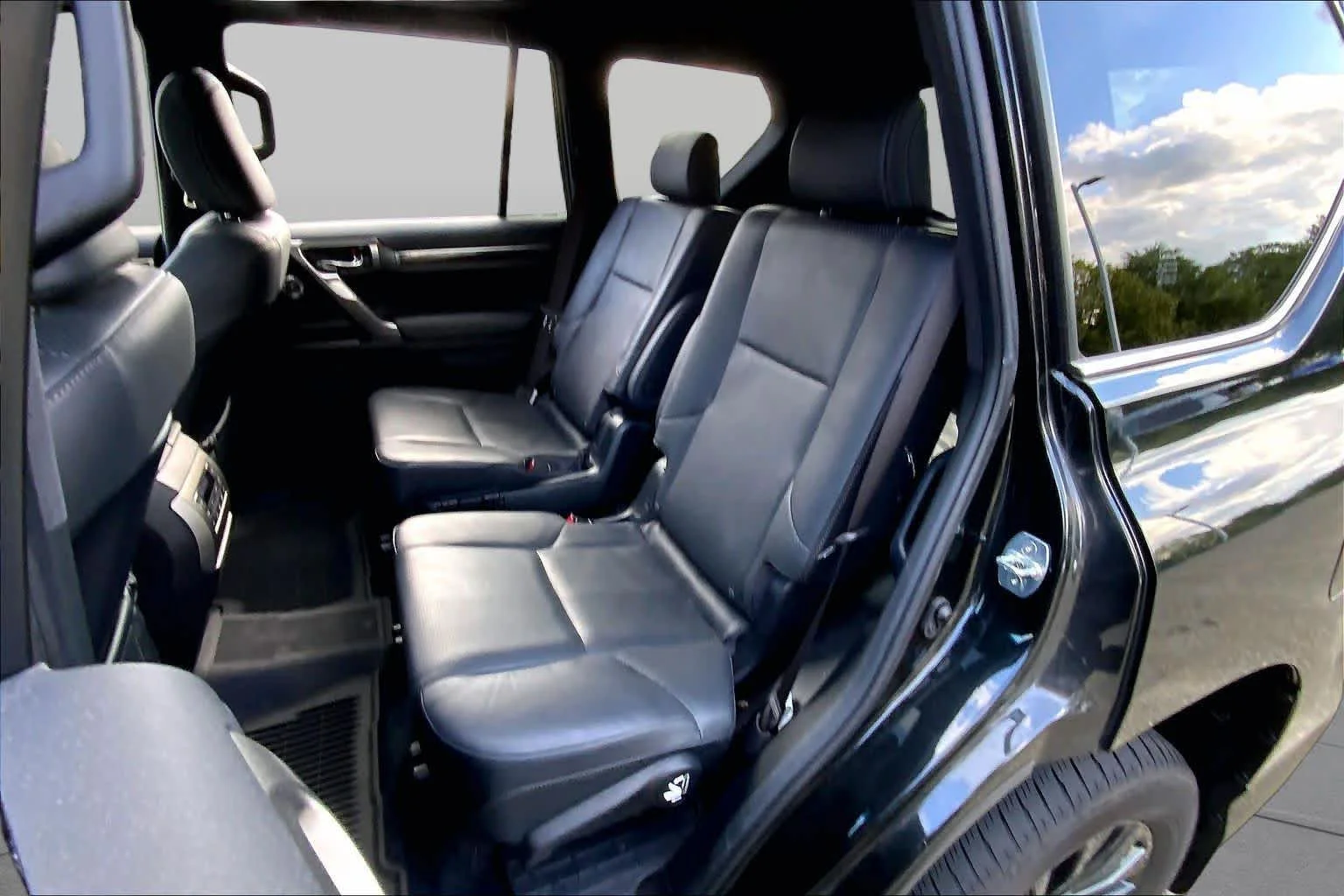 Certified Used 2023 Caviar Lexus Luxury image 20
