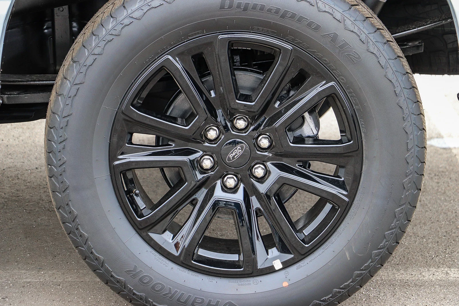 New 2026 Avalanche Ford Platinum® image 12
