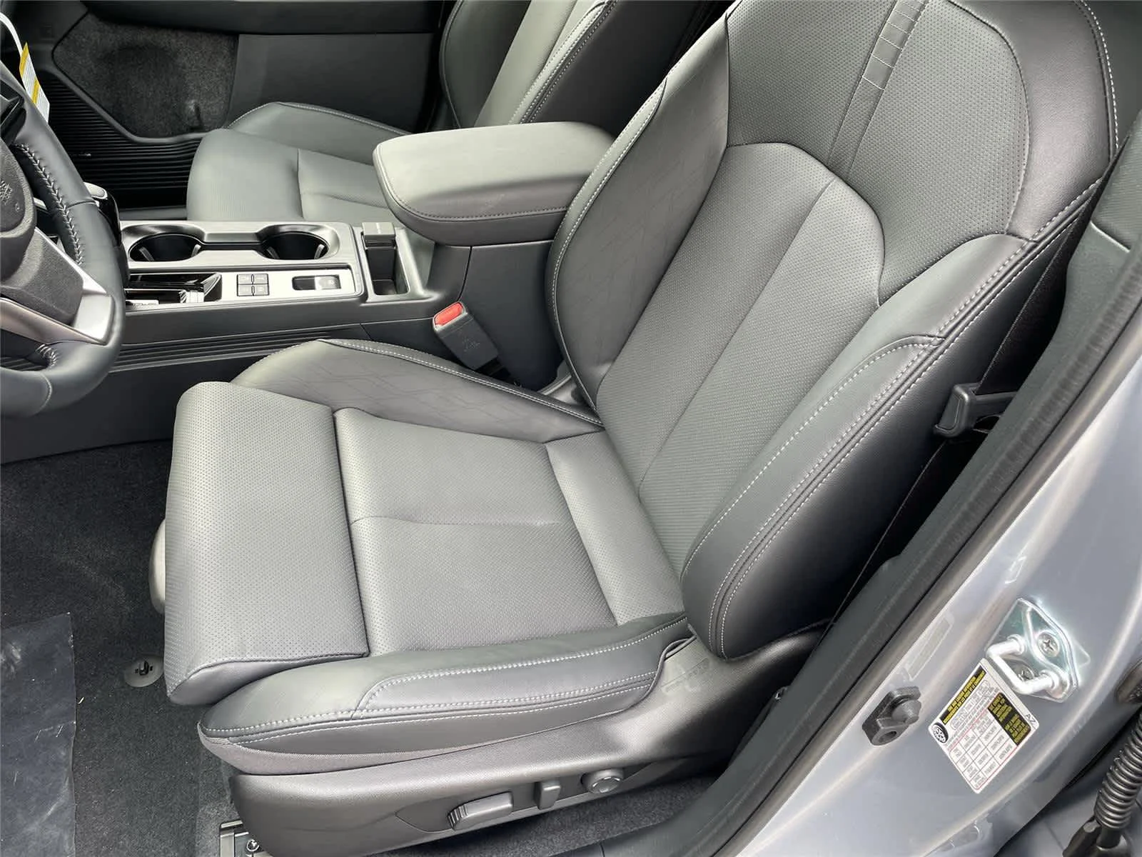 New 2026 ICE SILVER METALLIC Subaru Touring XT image 12