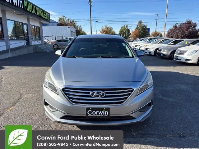 Used 2017 Shale Gray Metallic Hyundai  image 2