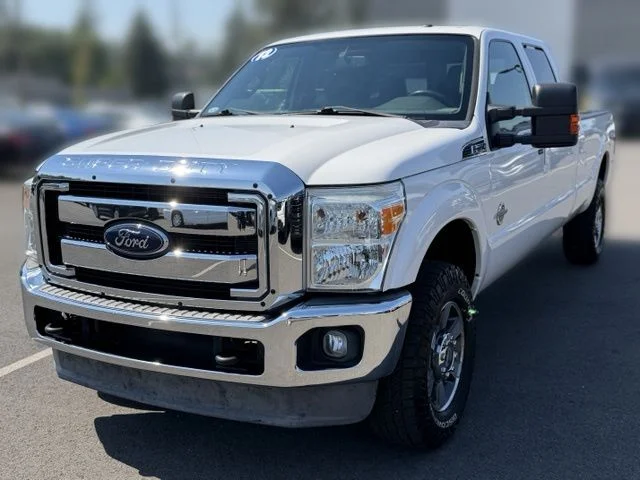 Used 2012 White Platinum Clearcoat Metallic Ford Lariat image 5