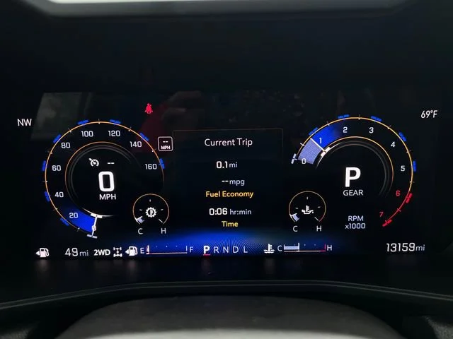 Used 2024 Summit White Chevrolet Trail Boss image 20