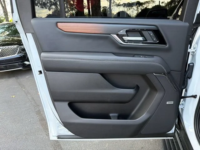 Used 2026 Glacier White Tricoat GMC Denali image 22