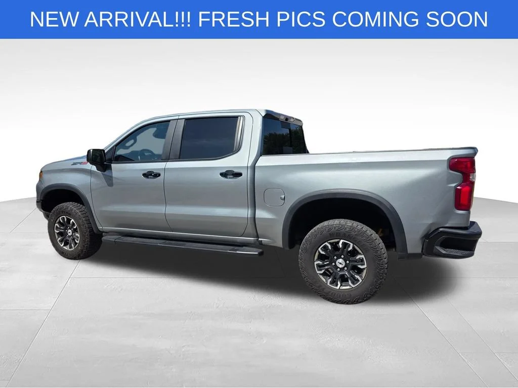Used 2024 Sterling Gray Metallic Chevrolet ZR2 image 5