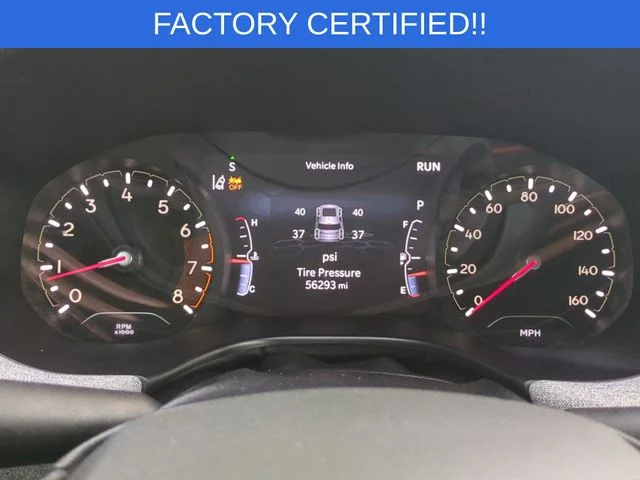 Used 2024 White Jeep Latitude image 21