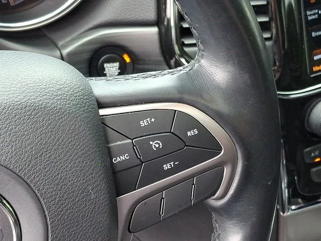 Used 2021 Gray Jeep Laredo X image 22