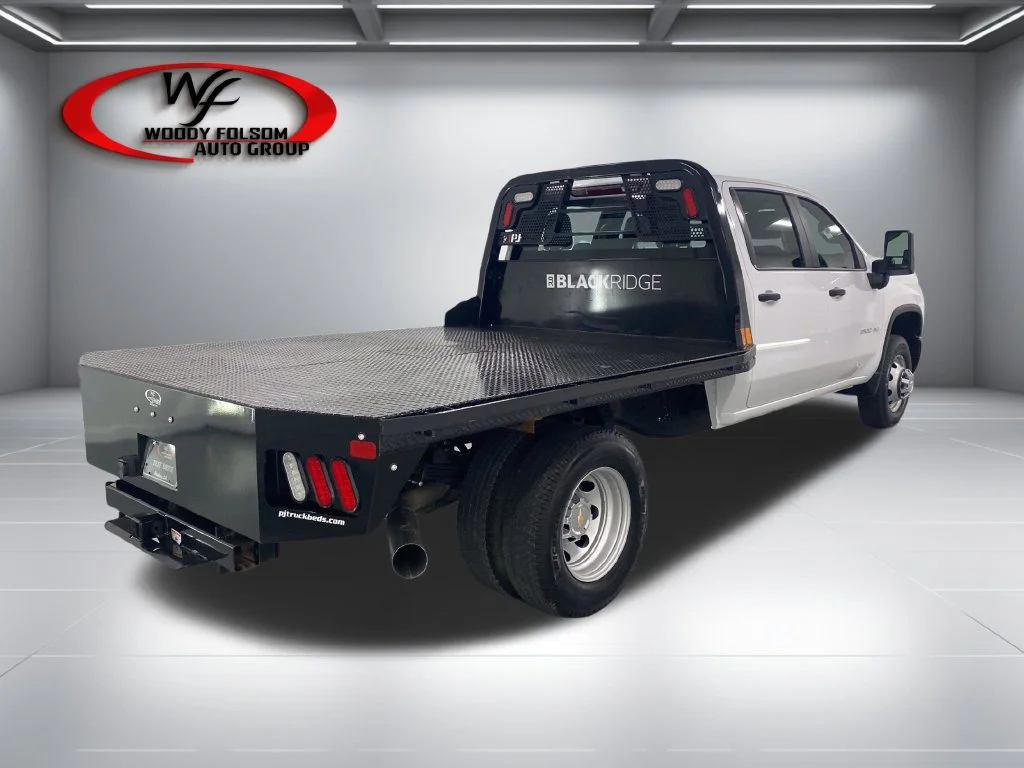 Used 2025 White Chevrolet Work Truck image 6