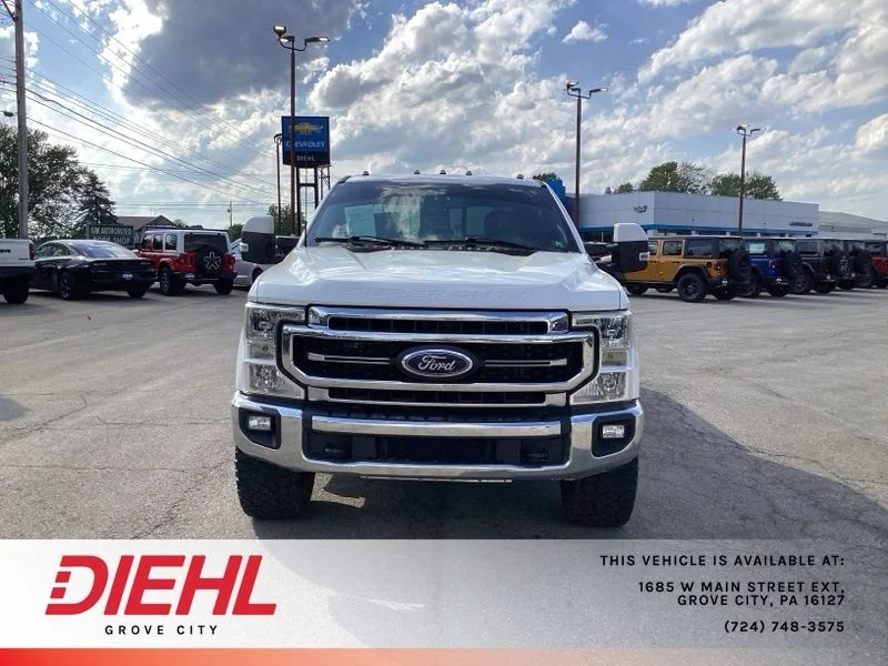 Used 2022 White Ford Lariat image 2