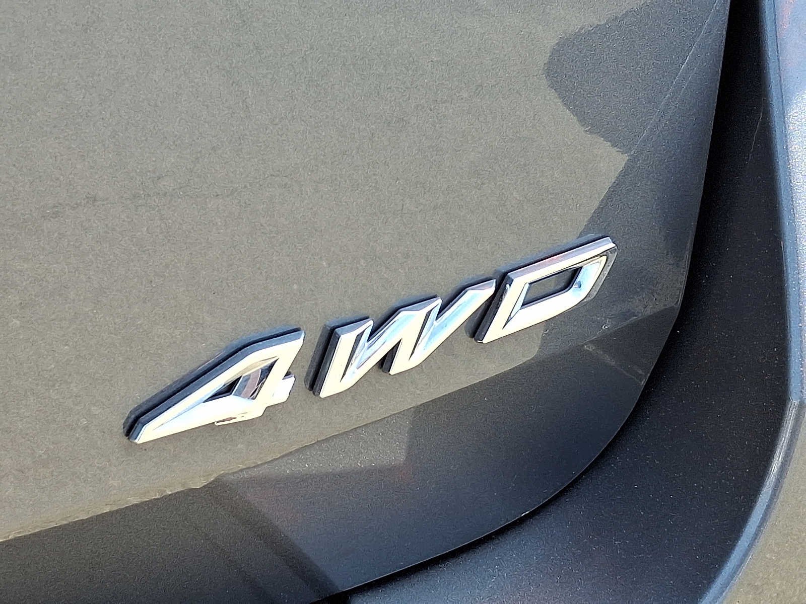 Used 2025 Carbonized Gray Metallic Ford ST-Line image 30