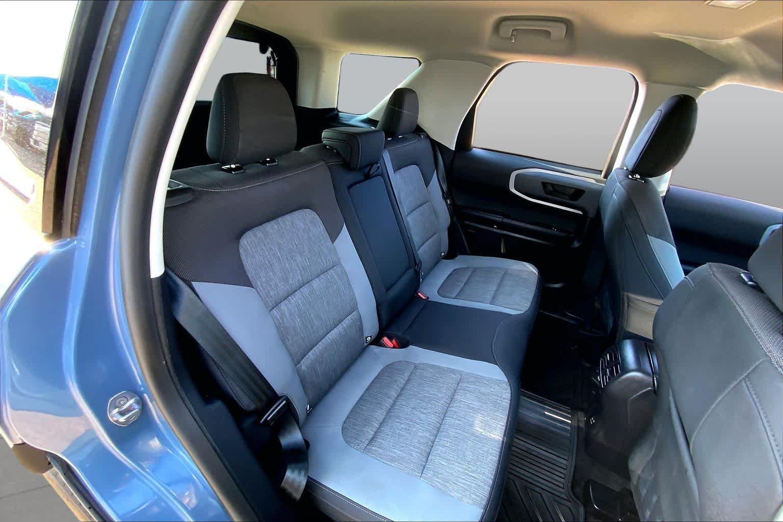Used 2024 Azure Gray Metallic Tri-Coat Ford Big Bend image 20