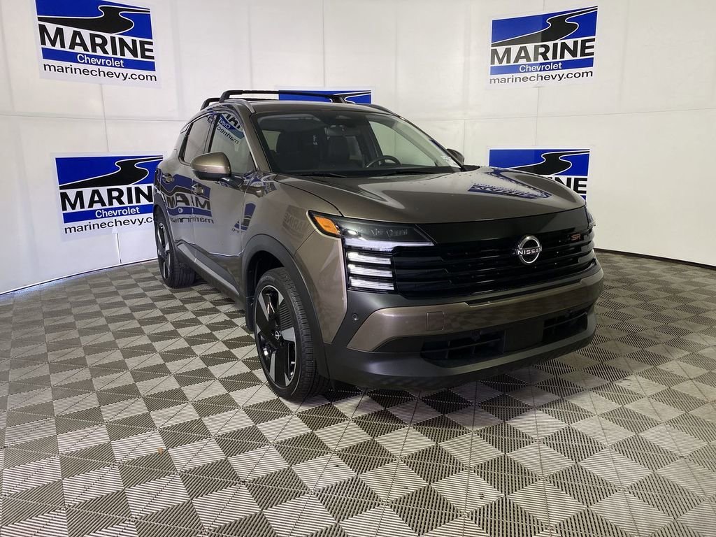 2025 Nissan Kicks 2.0 SR's photo