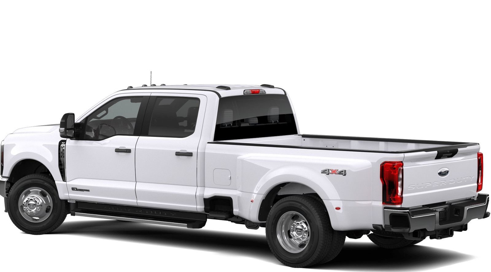 New 2026 Oxford White Ford XLT image 2