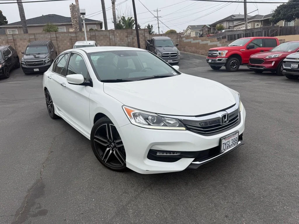 Used 2017 White Honda Sport image 1