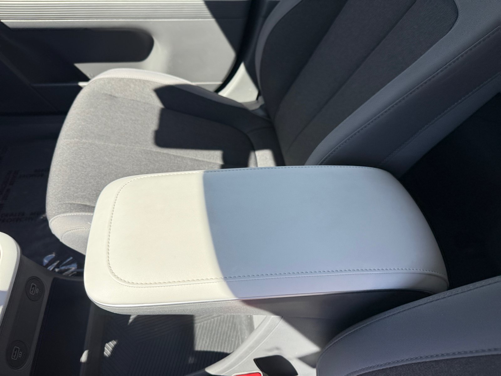 Certified Used 2024 Teal Hyundai SE image 14