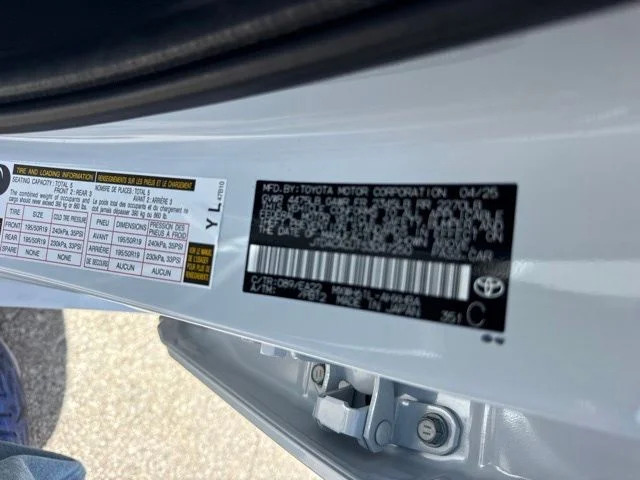 Used 2025 Beige Toyota XSE Premium image 33