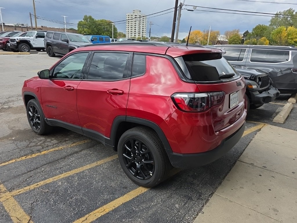 2026 Jeep Compass Latitude photo 3