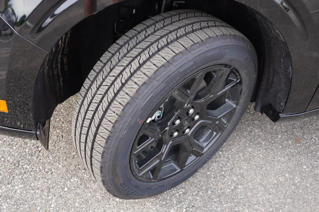 New 2026 Shadow Black Ford Lobo Standard image 9