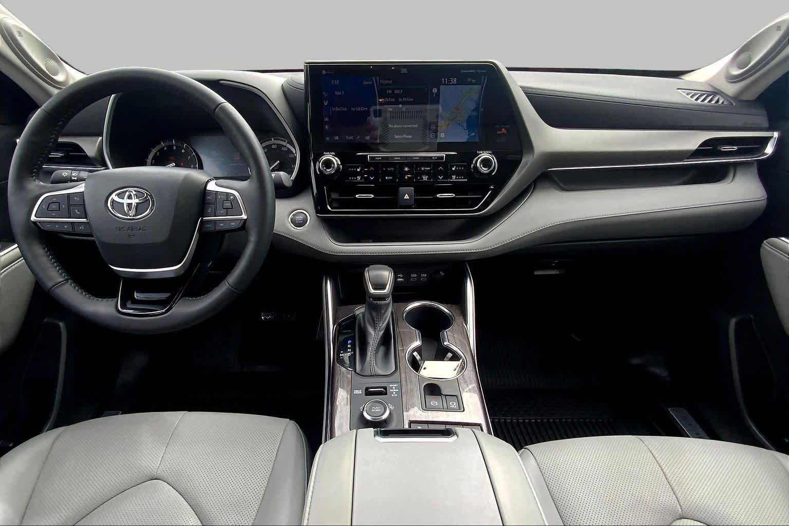 Used 2022 Midnight Black Metallic Toyota Limited image 31