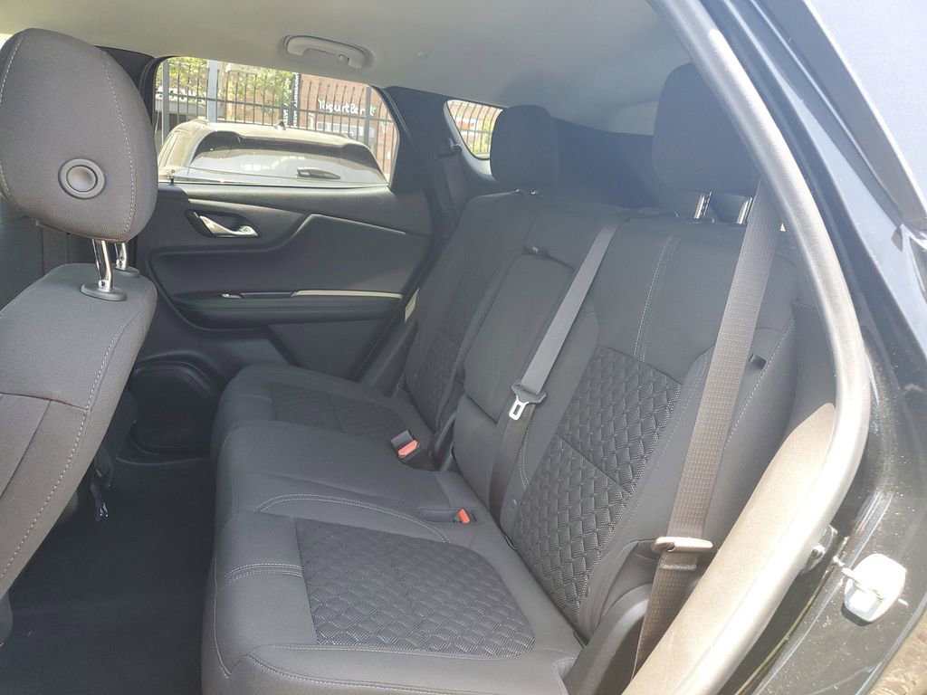 Used 2022 Black Chevrolet 2LT image 13