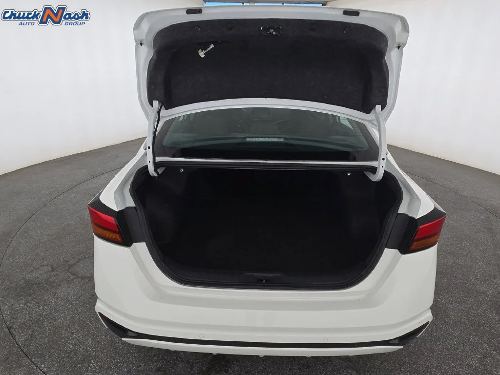2025 Nissan Altima SV - Photo 29