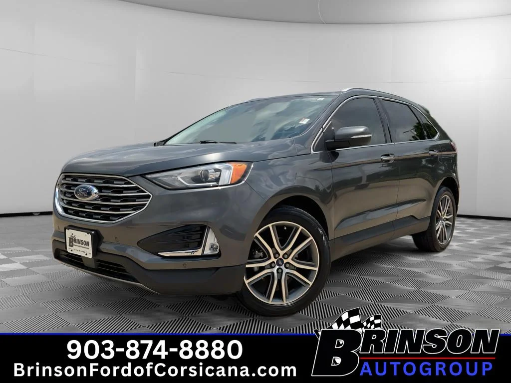 2020 Ford Edge Titanium's photo