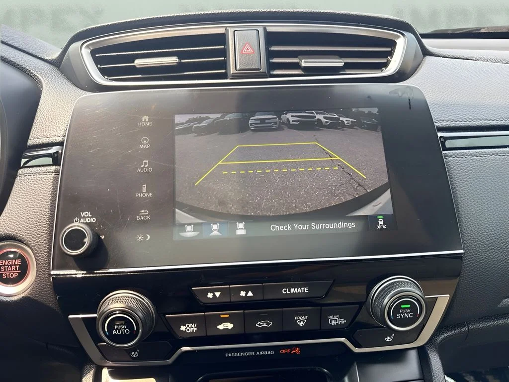 Used 2020 White Honda Touring image 12