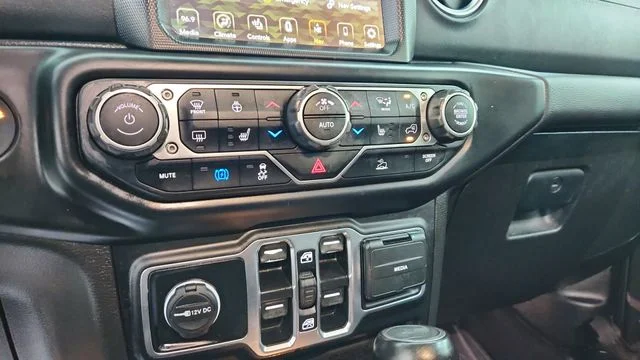 Used 2023 Gray Jeep Sahara 4xe image 24