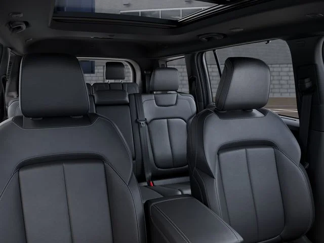 New 2026 Silver Zynith Exterior Paint Jeep Limited image 27