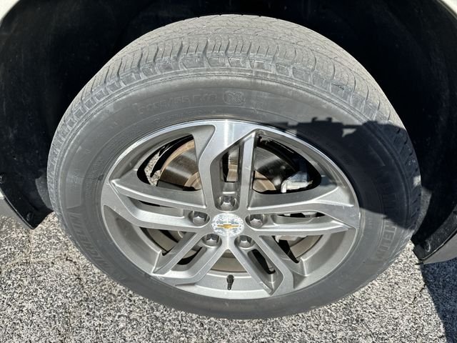 Used 2016 Gold Chevrolet LTZ image 20