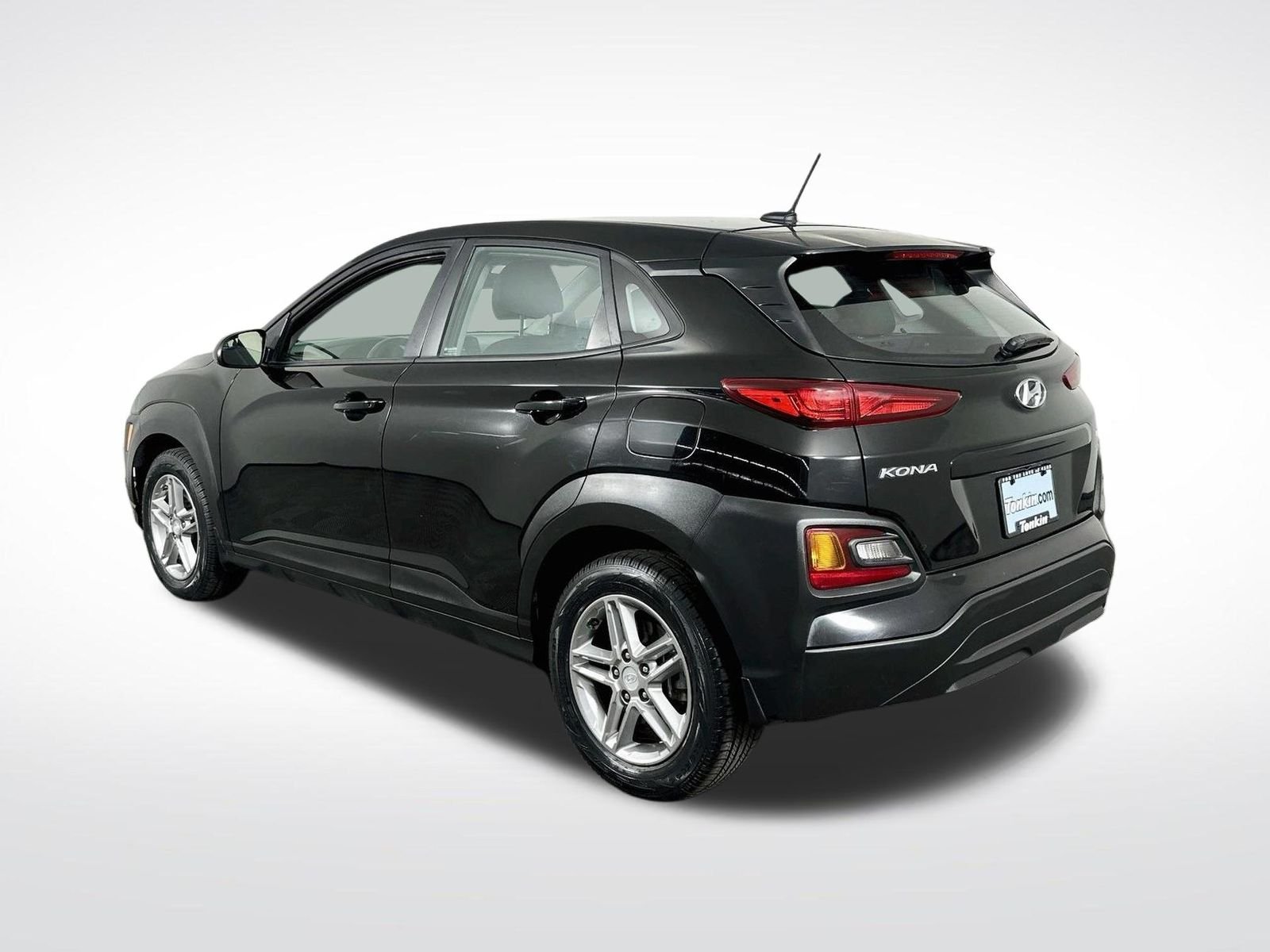 Used 2019 Ultra Black Pearl Hyundai SE image 6