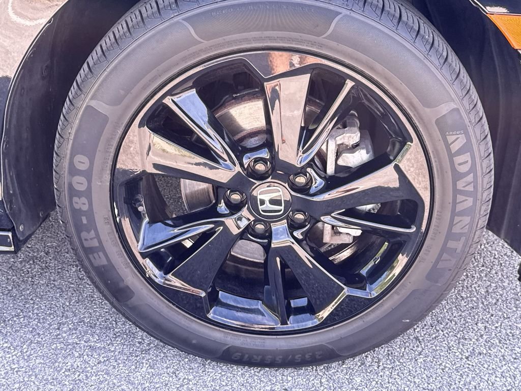Used 2024  Honda Sport image 19