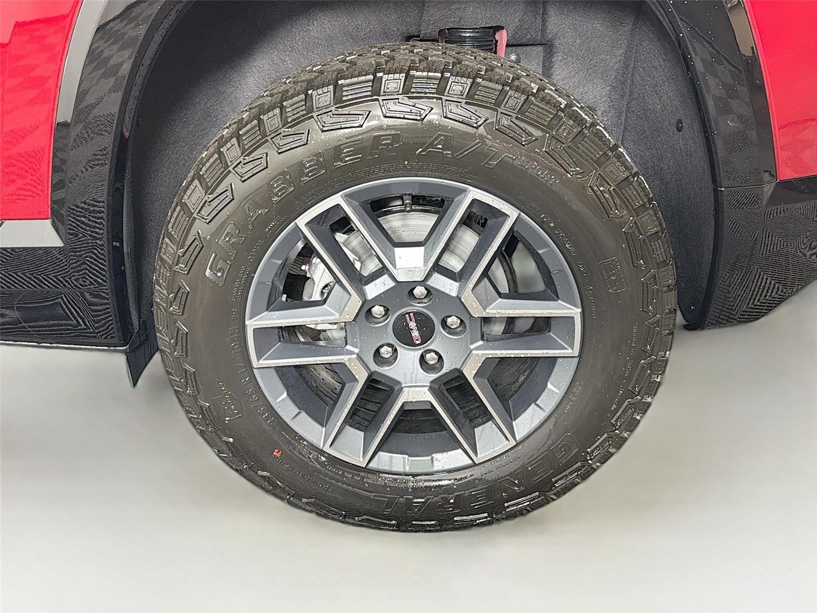 2026 GMC Terrain AT4 - Photo 31