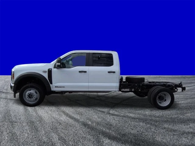 New 2027 White Ford XL image 7