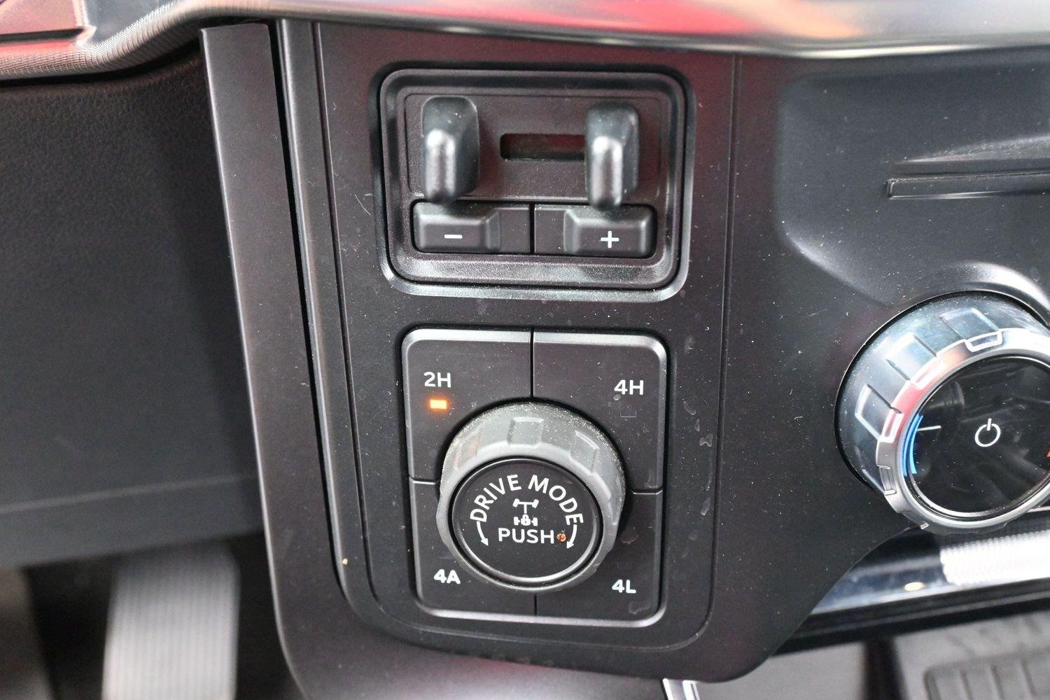 Used 2022 Oxford White Ford Raptor image 26