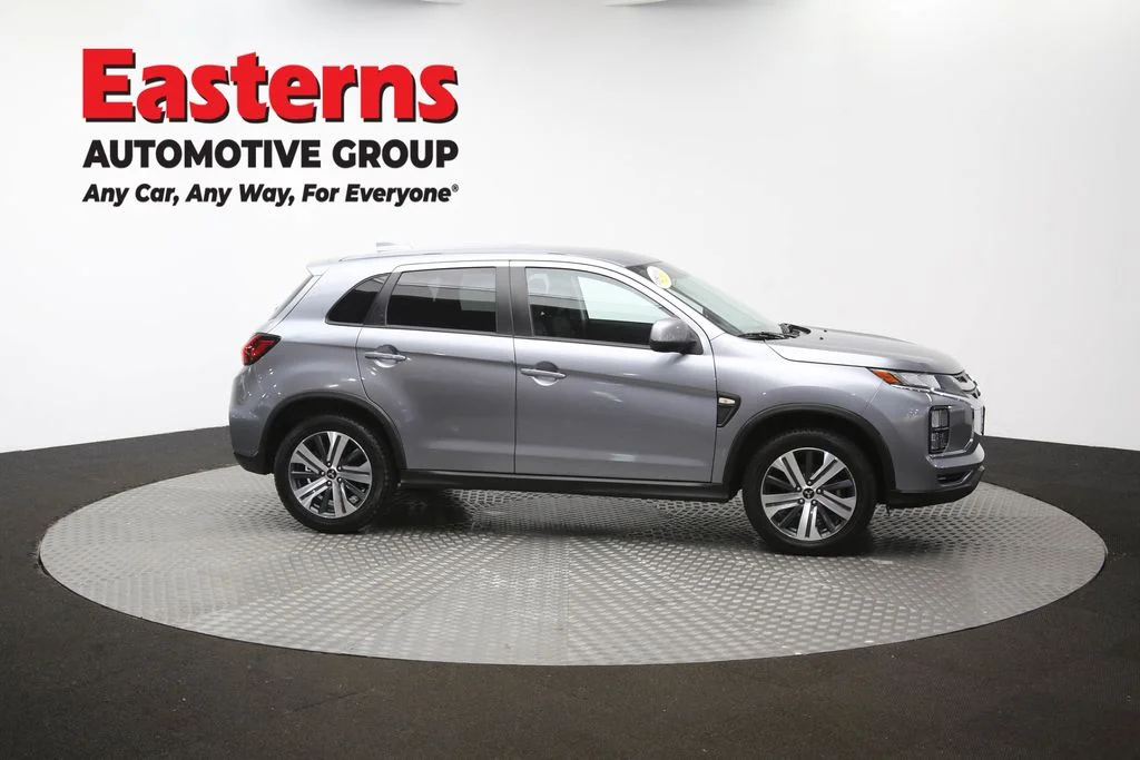 Used 2024 Gray Mitsubishi 2.0 ES image 45