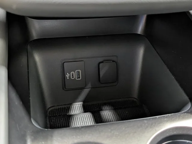 New 2026 Agate Black Metallic Ford Active image 40