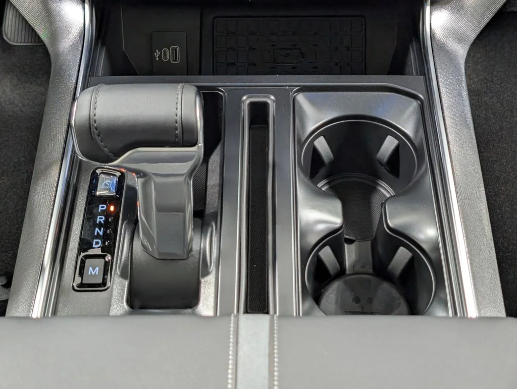 New 2026 Agate Black Metallic Ford Platinum® image 9