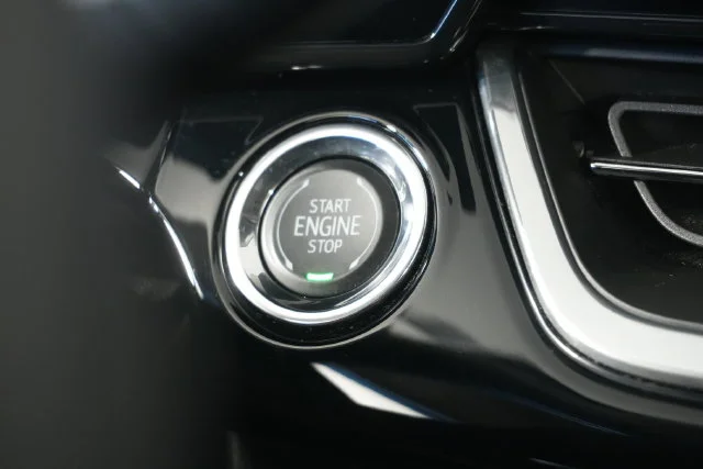 Used 2025 Green Chevrolet ACTIV image 17